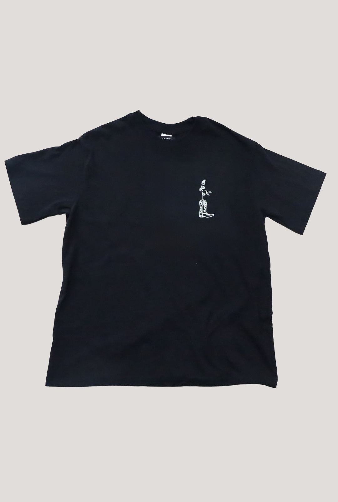 Arty oversized t-shirt in black.