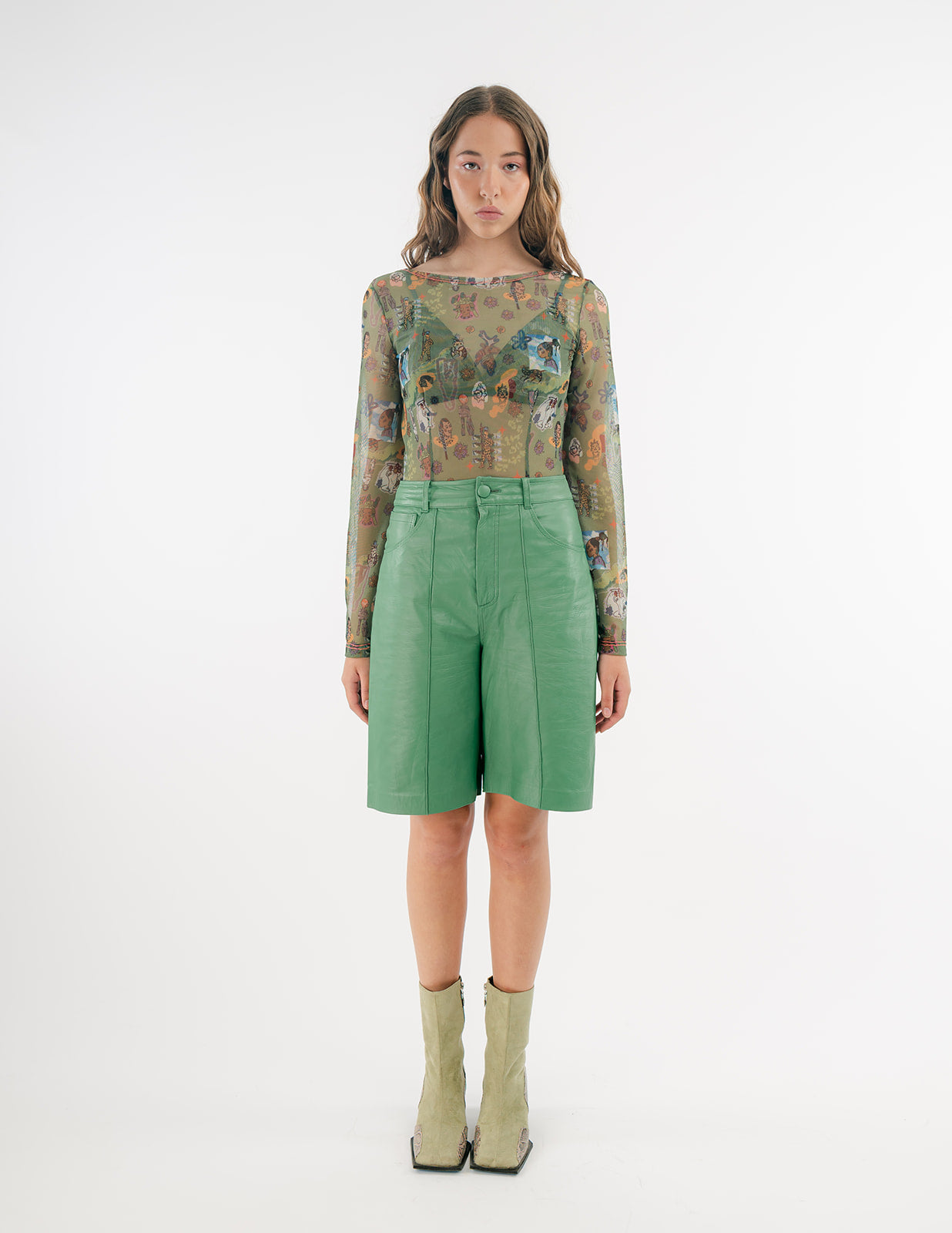 Jean jorts in emerald green