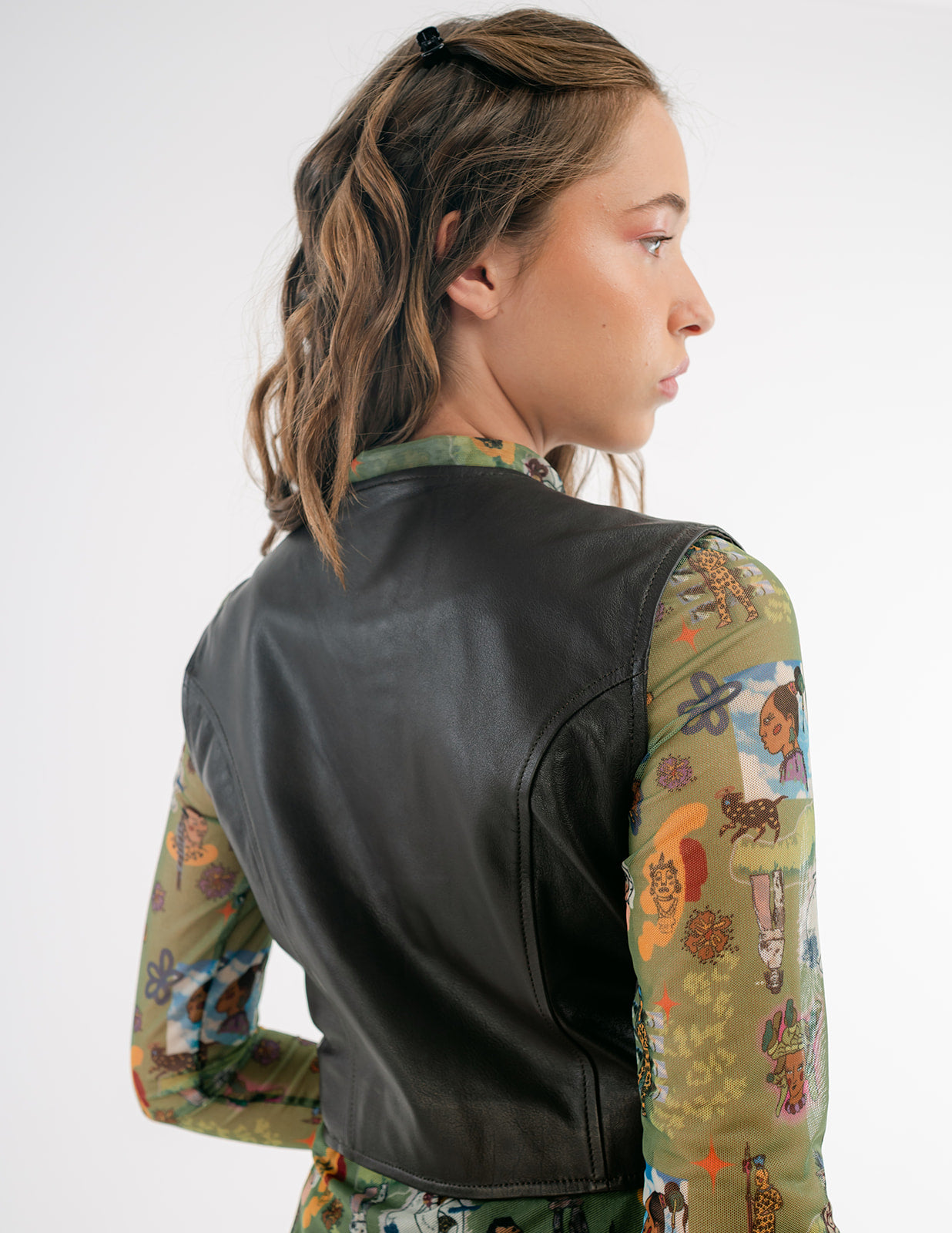 Maya vest in dark brown