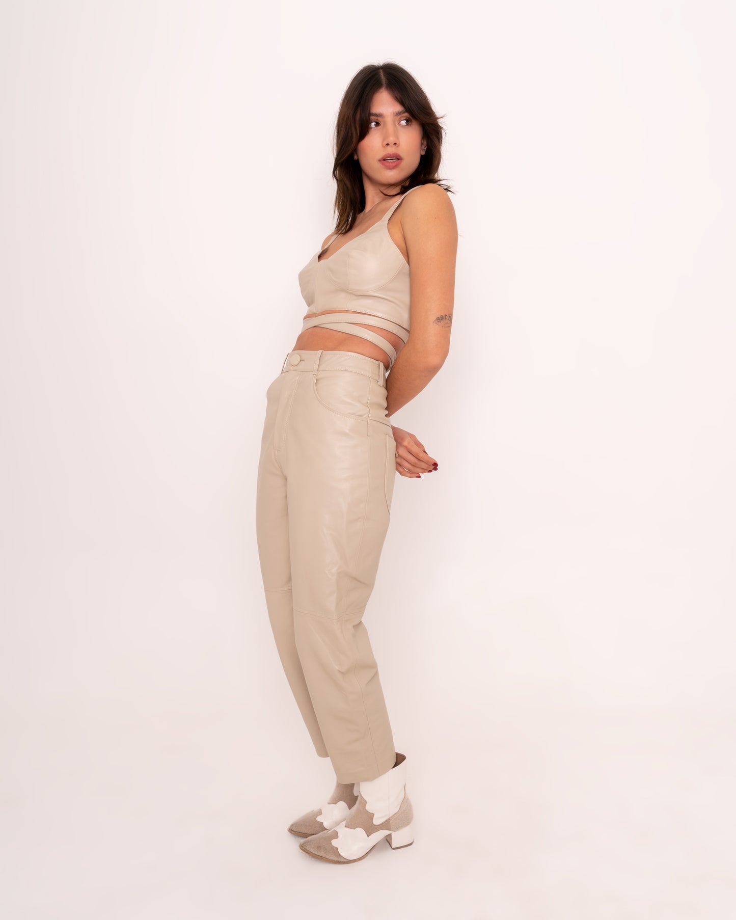 Paine cropped pants in ivory leather